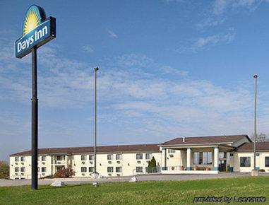 Days Inn By Wyndham Boonville Extérieur photo
