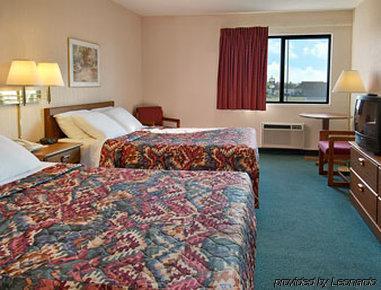 Days Inn By Wyndham Boonville Chambre photo